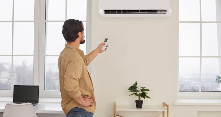 How do I use air conditioning efficiently?